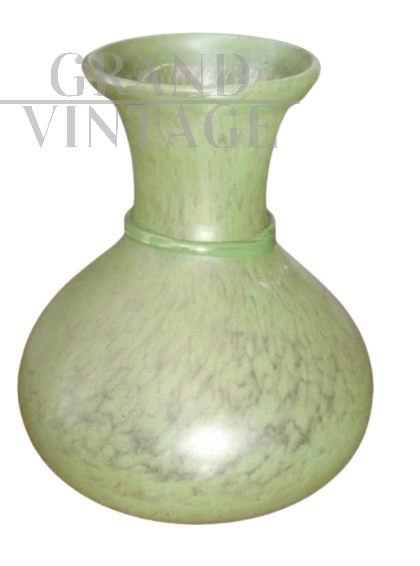 Vaso vintage in vetro di Murano verde con riflessi a lustro                            