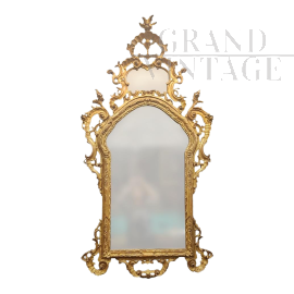 Grande specchiera dorata in stile veneziano antico Luigi XV                            