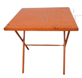 Tavolo da giardino vintage in ferro laccato arancione, anni '70                            
