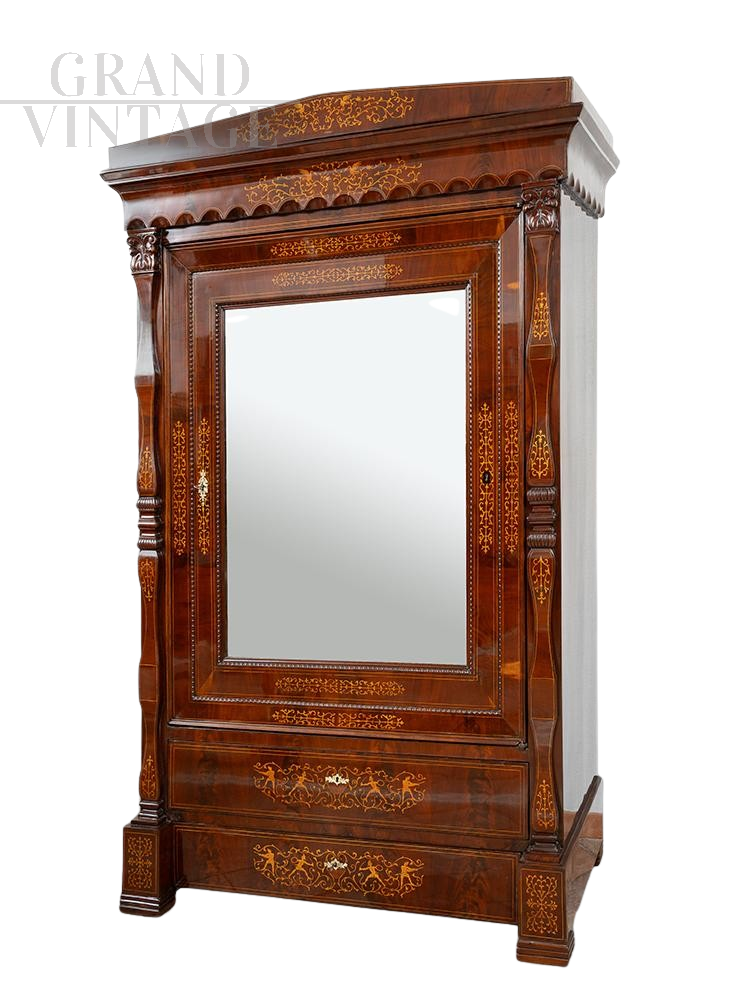 Antique Neapolitan Smith wardrobe in mahogany feather