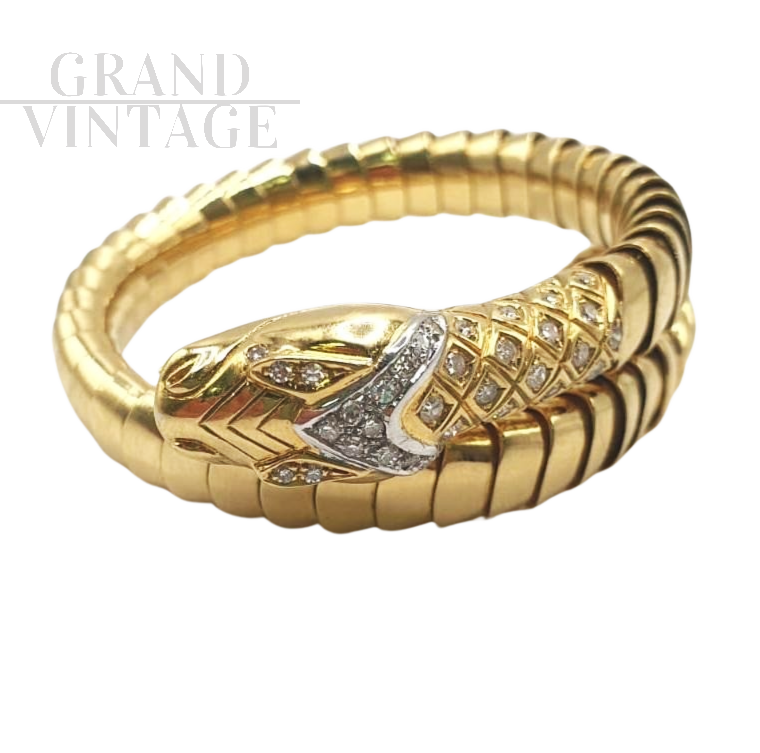 Vintage yellow gold snake bracelet with diamonds