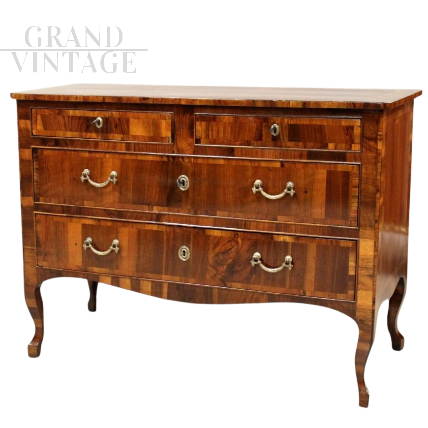 Antique 18th century Louis XV dresser in walnut 