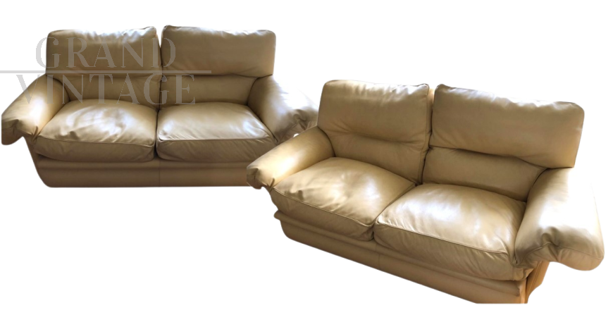 Pair of Poltrona Frau Poppy sofas in yellow leather, 1970s