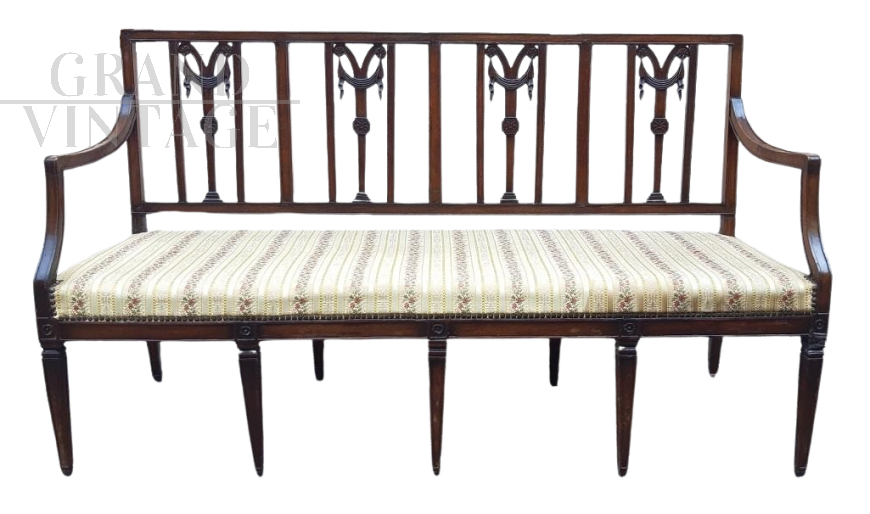 Antique canapè sofa from the Louis XVI era, Italy Lombardy 18th century