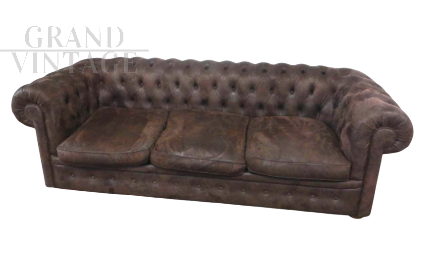 Vintage Italian Chesterfield style sofa, 1990s