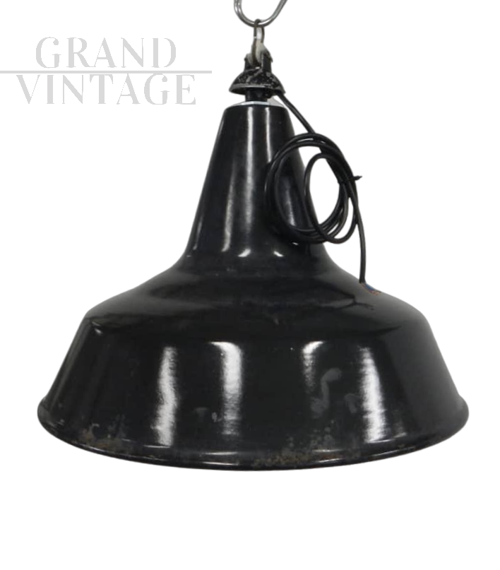 Vintage Industrial Black Metal Funnel shaped Lamp, D45, 1940s