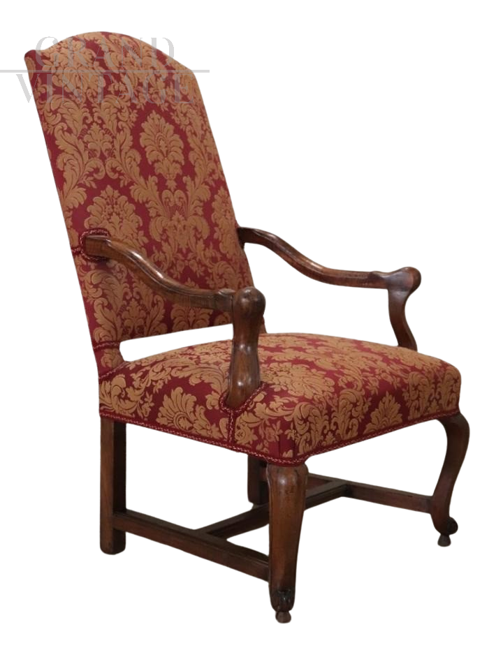 Majestic antique padded armchair from the early 18th century