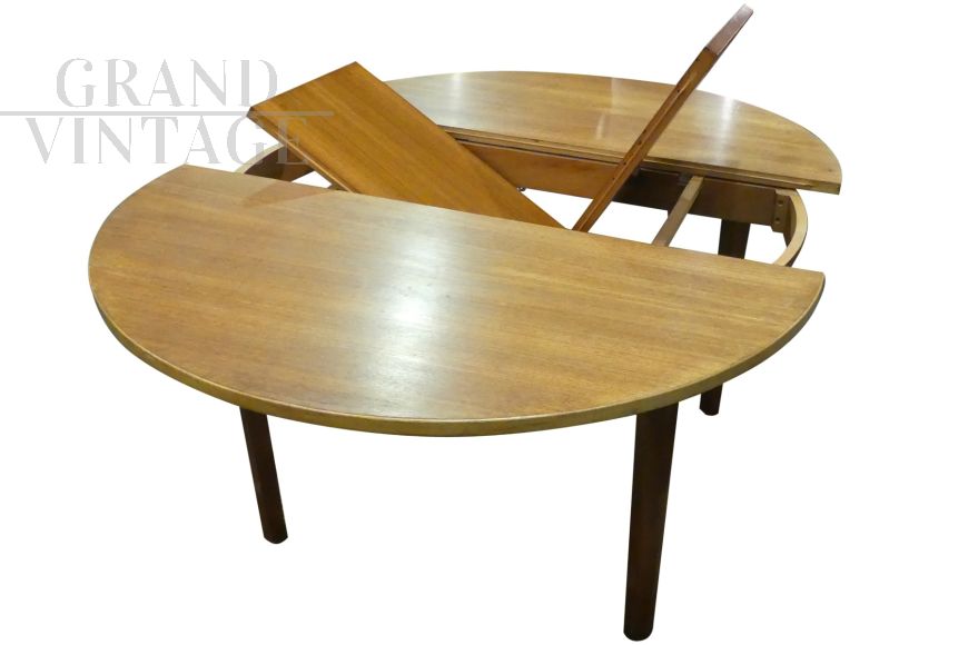 EXTENDIBLE TABLE IN TEAK WOOD, 1970