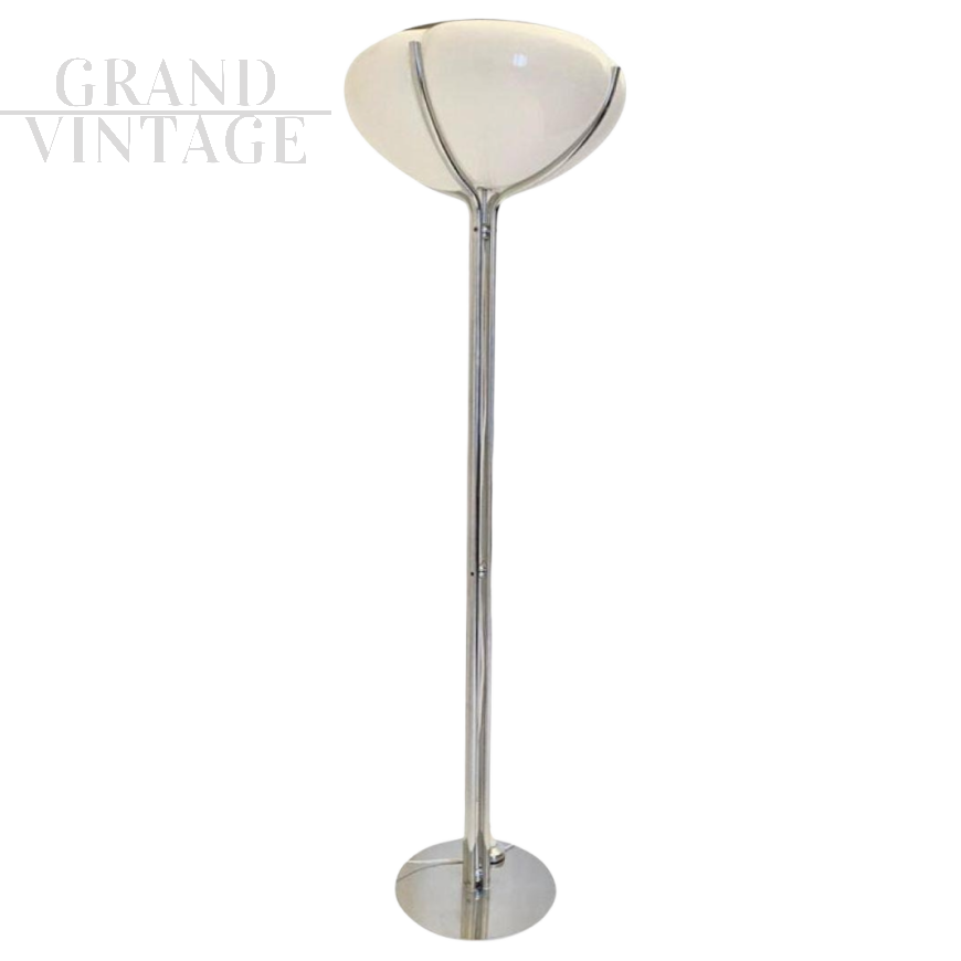 Quadrifoglio floor lamp by Gae Aulenti for Guzzini