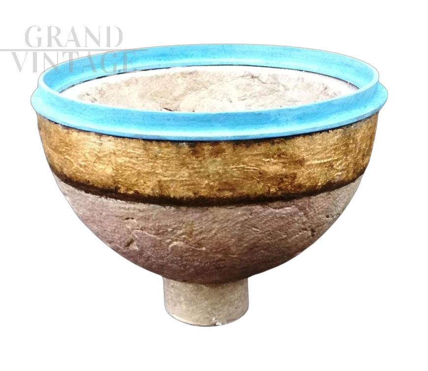 Small decorative holy water stoup bowl in Jerusalem stone
                            