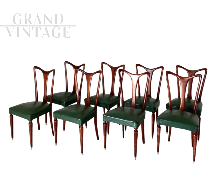 Set of 8 chairs designed by Guglielmo Ulrich in solid walnut, Italy 1940s