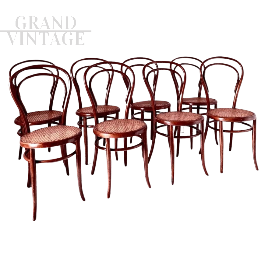 Set of 8 Thonet style chairs in bent beech, Joseph Hofmann, Austria, early 1900s