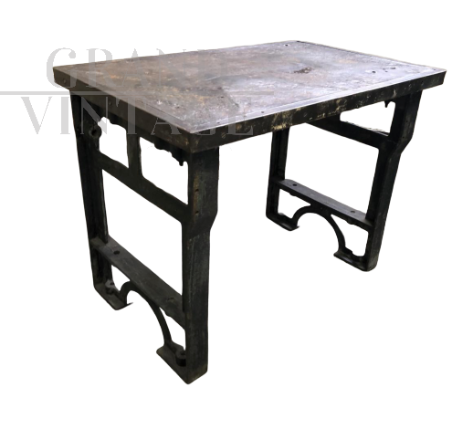 Workshop table in iron and cast iron