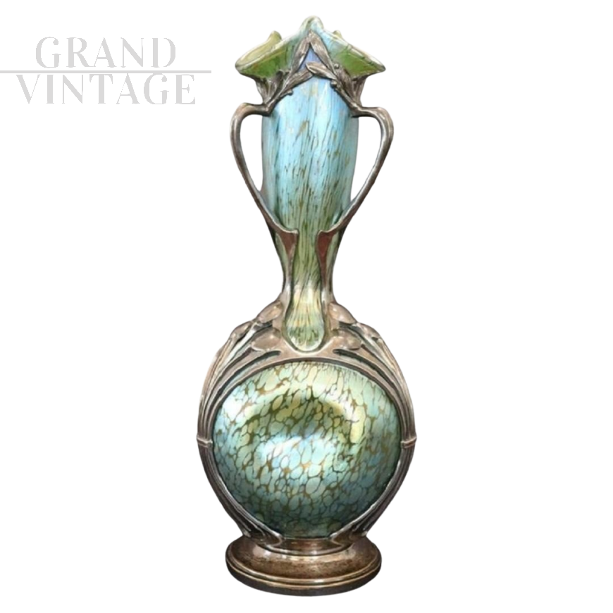 Rare Art Nouveau vase by Moritz Hacker and Johann Loetz Witwe in Bohemian glass, early 1900s