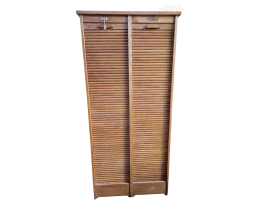 Roller shutter filing cabinet